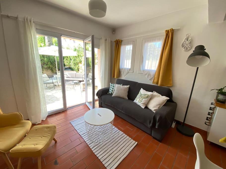 Simone, Appartement Maison, Quartier Calme, Grande Terrasse, Spa, Barbecue, 2 Chambres Fréjus Exteriér fotografie